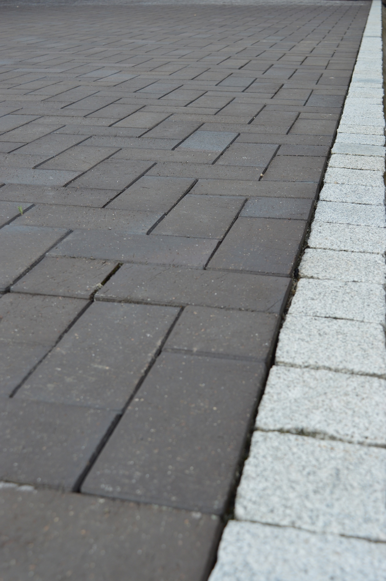 Тротуарная клинкерная брусчатка Vandersanden Bautzen серо-коричневая, 200*100*45 мм